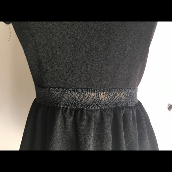 Mini black dress by Pins and Needles size 4 - Picture 2 of 6